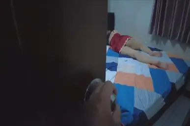 Diam-diam Masuk Kamar Tante Langsung Ngewe Brutal Sampe Lemes